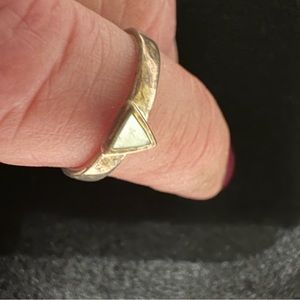 Sterling silver ring. White tone stone